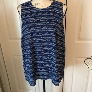 The Limited top with back pleats. Size L. NWT